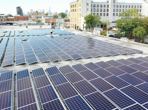 Kamtech Solar commercial rooftop solar panel installation in New Jersey, featuring high-efficiency panels designed for maximum clean energy and sustainability.